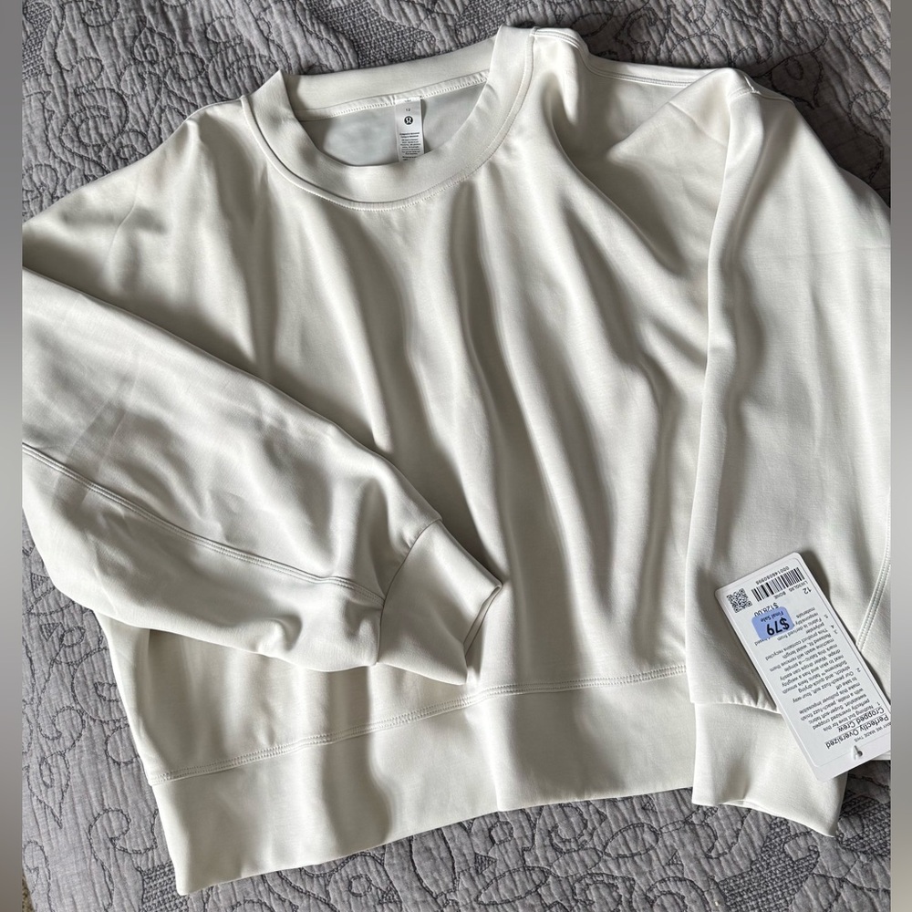 Softstreme Perfectly Oversized Cropped Crew